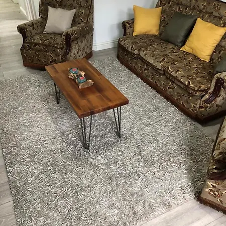 Alpha House Bed and breakfast Londres