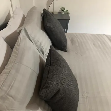 Bed and breakfast Alpha House *