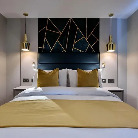 Nox Kensington Gardens Aparthotel 4*