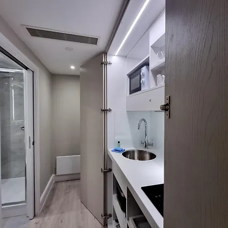Aparthotel Nox Kensington Gardens London
