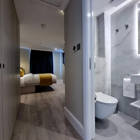Nox Kensington Gardens 4*