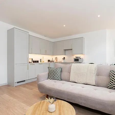 Stylish 1 Bed Flats In Soho, Next To Piccadilly Circus And Trafalgar Square * London