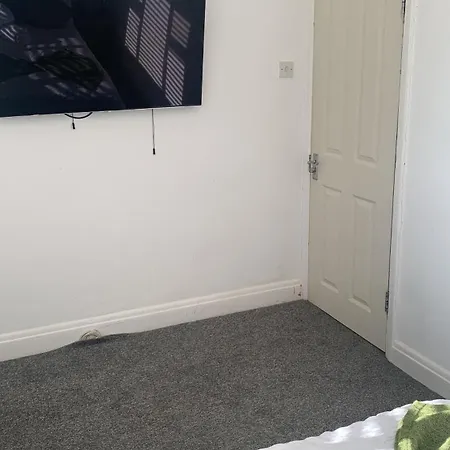 Wandworth, South Deluxe King 2 Homestay London