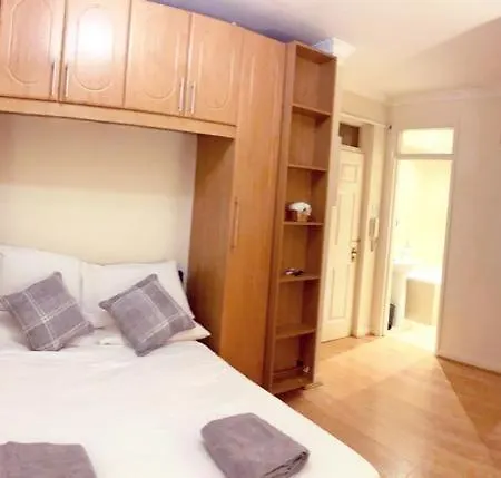 Apartamento Kings Road Retreat - Affordable Serviced In Chelsea Londres