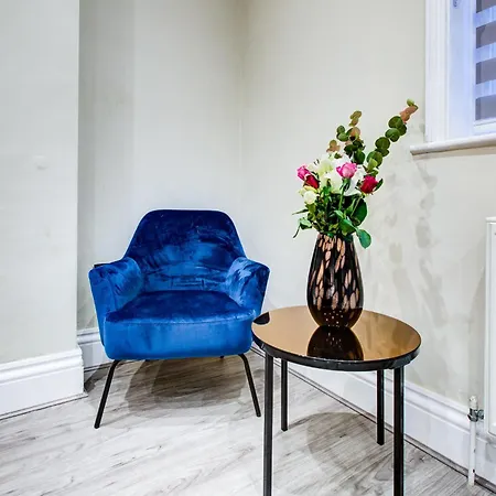 Hybrid Resi - Battersea Near Power Station شقة *