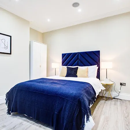 Hybrid Resi - Battersea Near Power Station شقة لندن