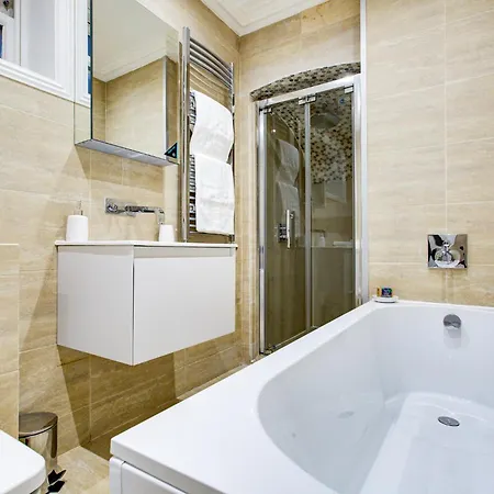 Apartment Hybrid Resi - Battersea Near Power Station *