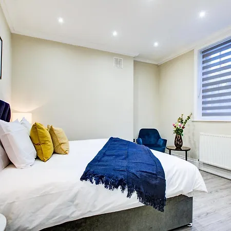 Hybrid Resi - Battersea Near Power Station Apartment *