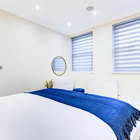 Hybrid Resi - Battersea Near Power Station *