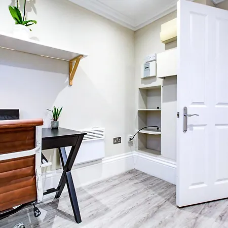 Apartment Hybrid Resi - Battersea Near Power Station London