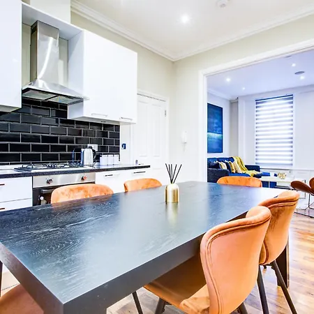 Hybrid Resi - Battersea Near Power Station London