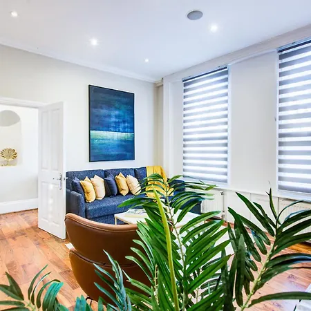 Hybrid Resi - Battersea Near Power Station *