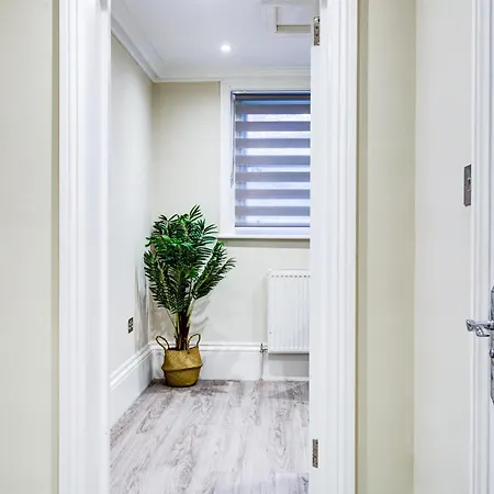 Hybrid Resi - Battersea Near Power Station شقة *