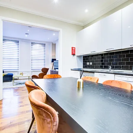 Hybrid Resi - Battersea Near Power Station * London
