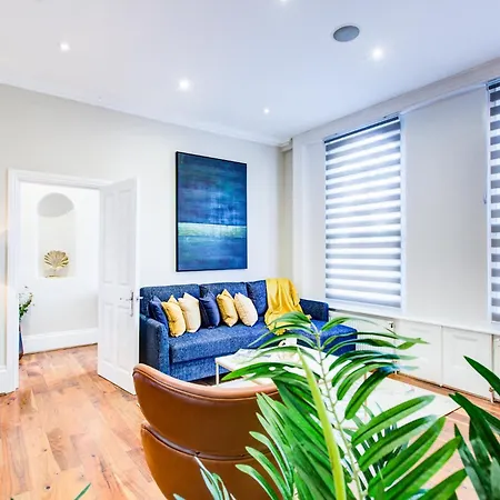 Hybrid Resi - Battersea Near Power Station * London