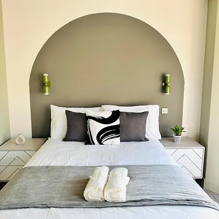 Boutique Ensuite Like