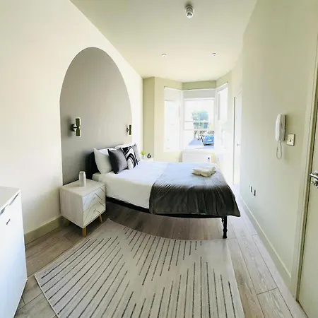 Апарт-отель Boutique Ensuite Like *
