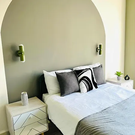 Boutique Ensuite Like
