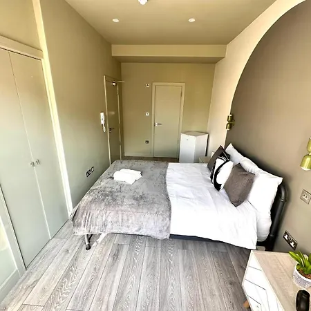 Апарт-отель Boutique Ensuite Like