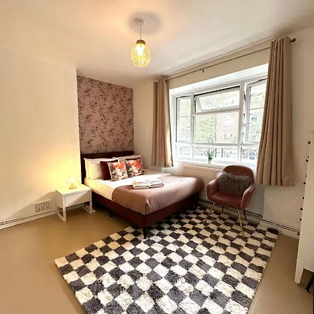 Apartment Charming 2-bed Flat With Balcony Close To White Westfield London