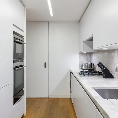 Cove Arne Street Apartment *