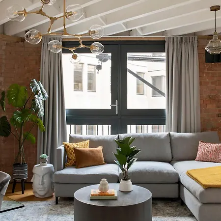 Cove Arne Street Apartment