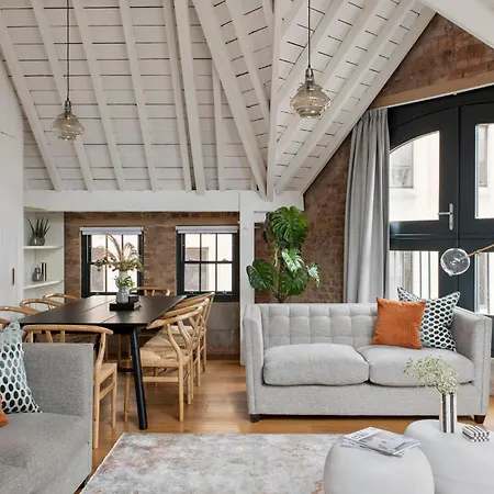 Apartment Cove Arne Street