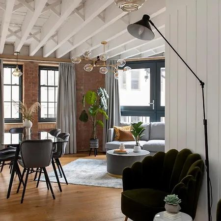 Cove Arne Street Apartment