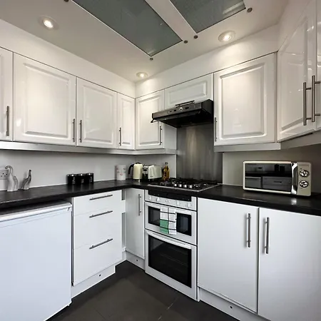 Maria's House In East London Apartment *