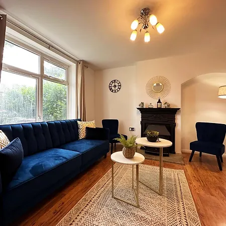 Maria's House In East London Dagenham