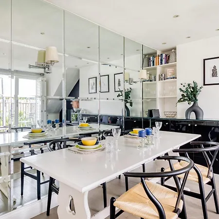 The Luxury 'treehouse' - One Bed Little Venice