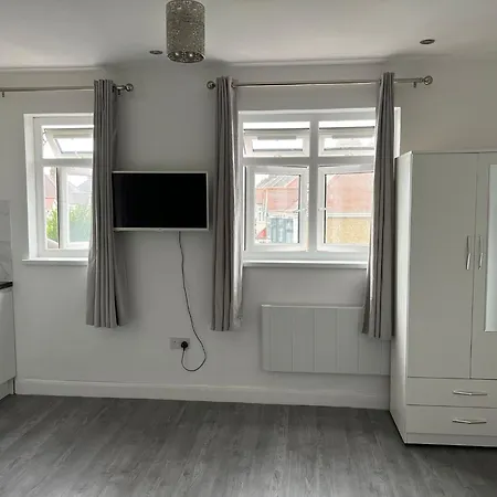 Starlet Apartment *