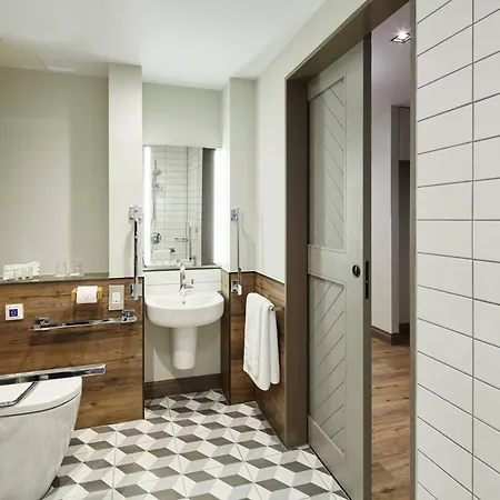By Marriott Tower Bridge Hotell London