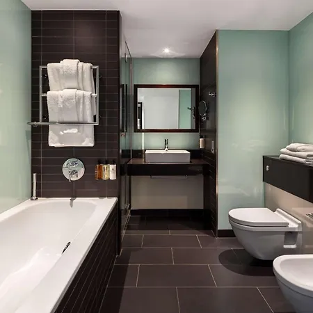 Radisson Blu Hotel, Canary Wharf East 4*