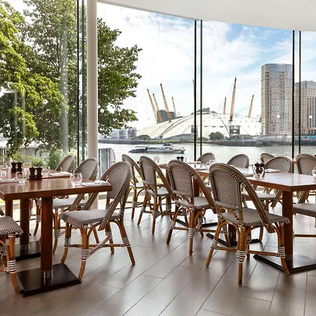 Radisson Blu Hotel, Canary Wharf East 4* Londres