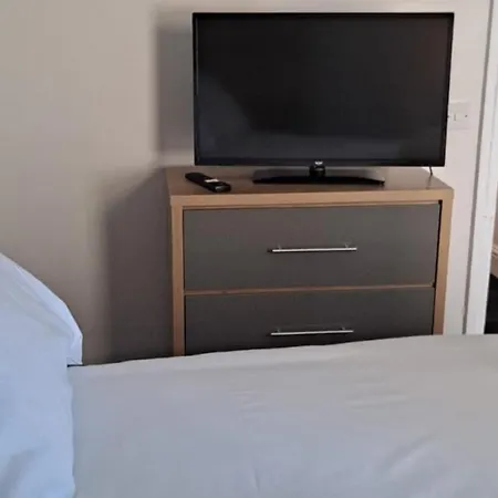 Charmstay Shepherds Bush Apartment *