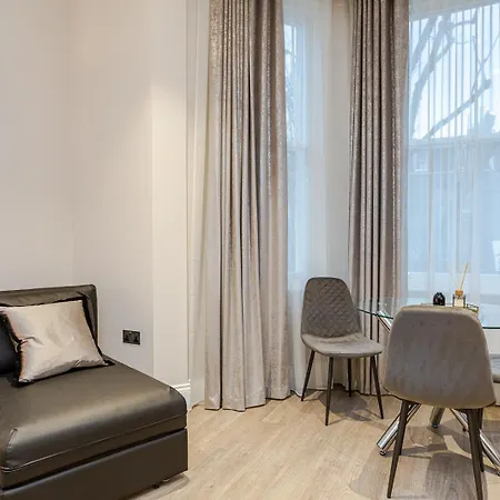 Cleveland Residences Chelsea Apartamento *