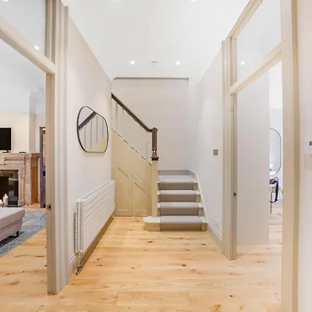 Apartment Spacious And Modern 4 Beds In Kensington London