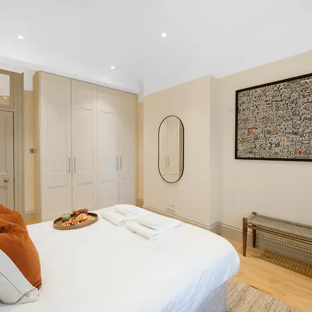 Spacious And Modern 4 Beds In Kensington