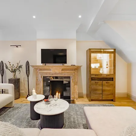 Spacious And Modern 4 Beds In Kensington * London