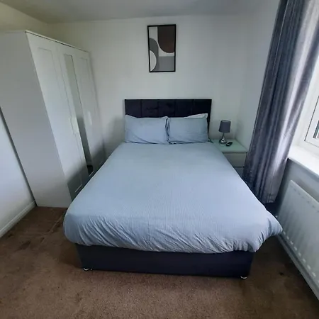 Two Bedroom Luxury House *