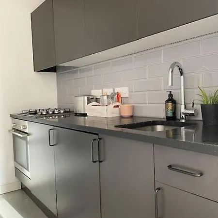Shoreditch Loft Apartment *