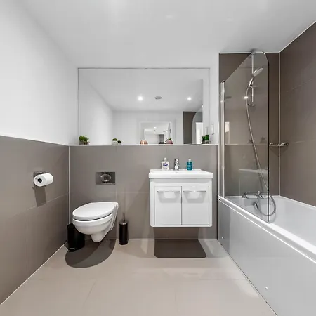 London's Charm 2 Bedroom Flat Cb3 *