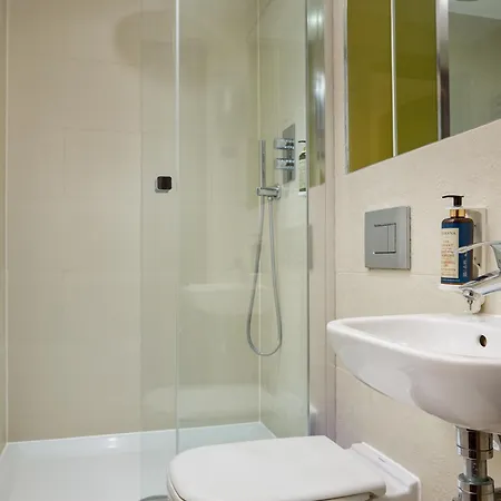 Seraphine Hammersmith Hotel