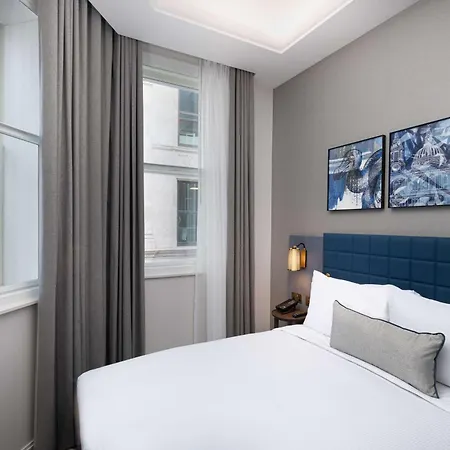 Lost St Pauls London, Curio Collection By Hilton מלון 4*