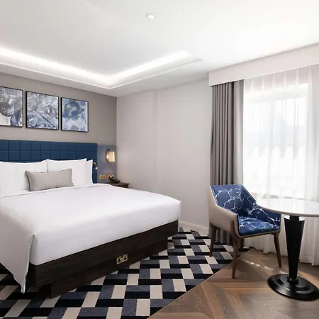 Lost St Pauls London, Curio Collection By Hilton לונדון