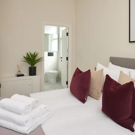 Fulham - Hestercombe House By Viridian London