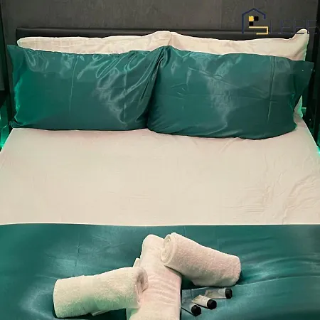 Exclusive Offers L Last-Minute Escape L Luxury & Spacious 2 Bedroom Flat Families Business Relocation Sleepova Short Lets & Serviced Accommodation *