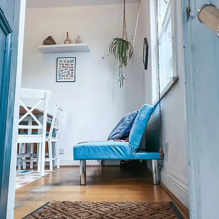 Gorgeous 3 Bed With Garden Office By Staybynumbers London