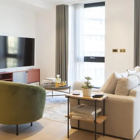 Apartment Modern At Enclave Located In Central